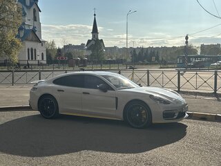 2017 Porsche Panamera Turbo II, серый, 10500000 рублей, вид 2