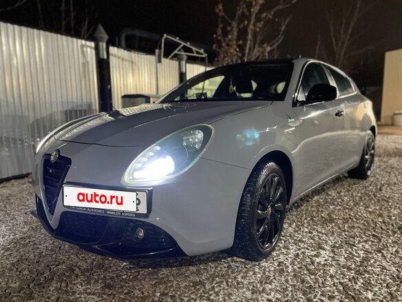 2011 Alfa Romeo Giulietta III, серый, 890000 рублей - вид 2