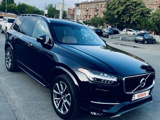2017 Volvo XC90 II, чёрный, 3900000 рублей, вид 3