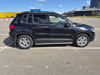 2015 Volkswagen Tiguan I Рестайлинг, чёрный, 1100000 рублей, вид 4
