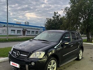 2005 Mercedes-Benz M-Класс 320 II (W164), чёрный, 1150000 рублей, вид 1