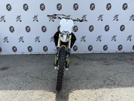 2026 Triumph TF 450-E, чёрный, 920000 рублей, вид 2