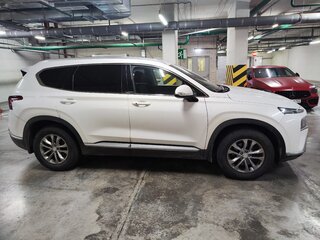 2022 Hyundai Santa Fe IV Рестайлинг, белый, 3700000 рублей, вид 3