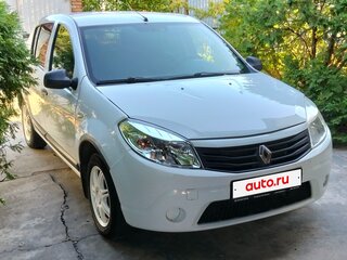 2012 Renault Sandero I, белый, 470000 рублей, вид 2