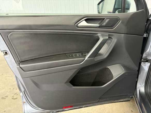 2018 Volkswagen Tiguan Allspace II, серый - вид 16