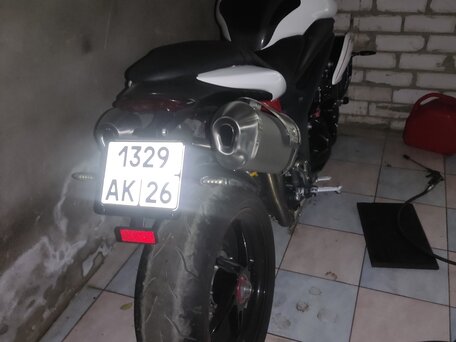 2012 Triumph Speed Triple, белый, 787000 рублей, вид 1