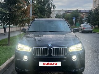 2014 BMW X5 M50d III (F15), синий, 2800000 рублей, вид 2