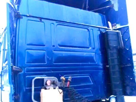 1995 Scania R-Series, синий, 550000 рублей, вид 2