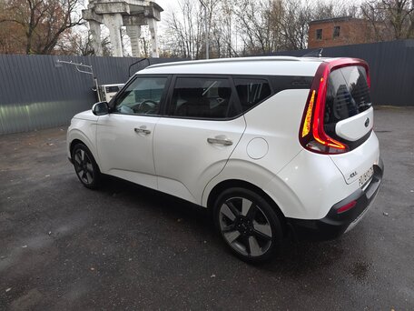 2020 Kia Soul III, белый, 1950000 рублей, вид 3