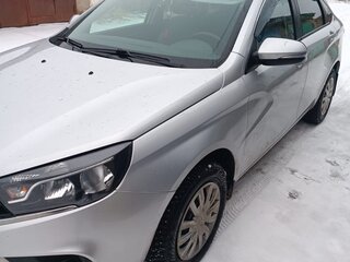 2018 Lada (ВАЗ) Vesta I, серебристый, 925000 рублей, вид 2