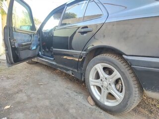 1996 Mercedes-Benz C-Класс 180 (PMS) I (W202), синий, 310000 рублей, вид 5