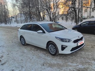2019 Kia Ceed III, белый, 1600000 рублей, вид 1
