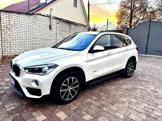 2017 BMW X1 18d xDrive II (F48), белый, 3100000 рублей, вид 1