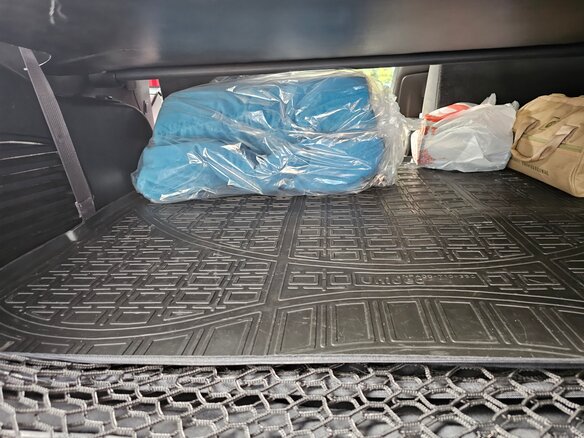 2016 Chevrolet Tahoe IV, красный, 3500000 рублей - вид 13