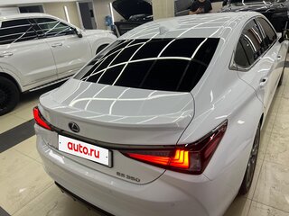 2019 Lexus ES 350 VII, белый, 4400000 рублей, вид 4