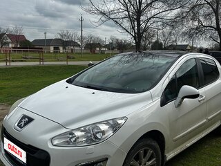 2011 Peugeot 308 I Рестайлинг, белый, 650000 рублей, вид 1