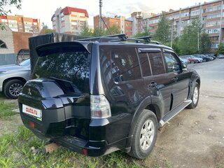 2014 Mitsubishi Pajero IV Рестайлинг 2, чёрный, 2450000 рублей, вид 3