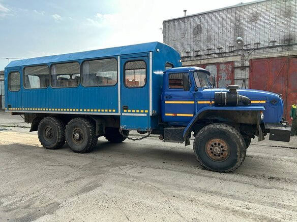 2008 Урал 3255, синий, 1350000 рублей - вид 2
