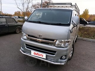 2012 Toyota HiAce H200 Рестайлинг, серебристый, 2900000 рублей, вид 3