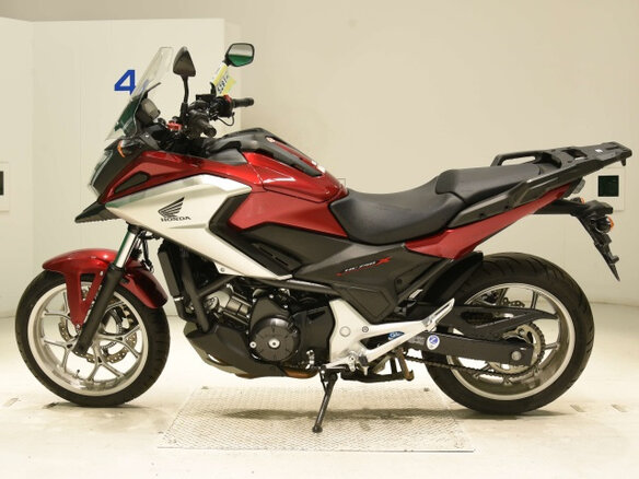2019 Honda NC 750X, красный, 700000 рублей - вид 1