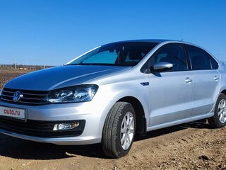 2018 Volkswagen Polo V Рестайлинг, серебристый, 1600000 рублей, вид 1
