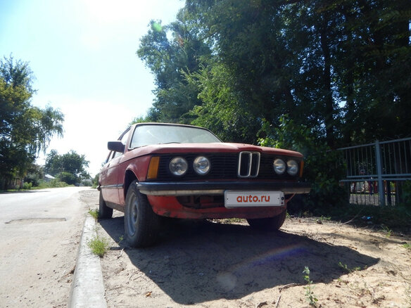 1983 BMW 3 серии 315 I (E21), красный