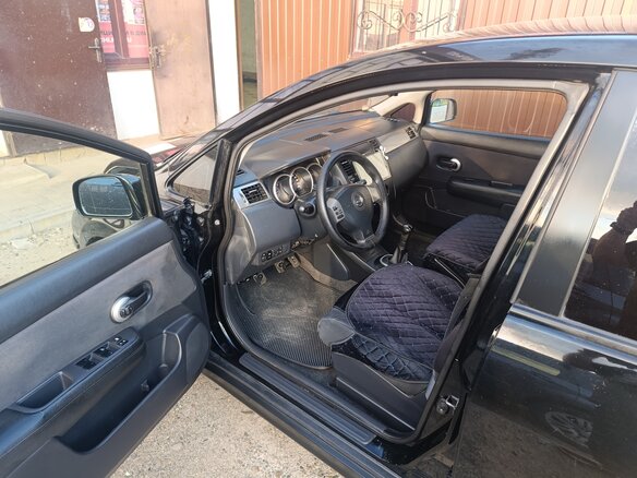 2007 Nissan Tiida I, чёрный, 610000 рублей - вид 9