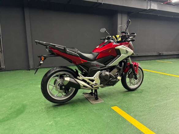 2016 Honda NC 750X, красный, 850000 рублей - вид 8