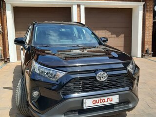 2022 Toyota RAV4 V (XA50), чёрный, 3900000 рублей, вид 3