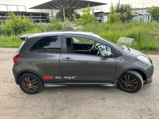 2008 Toyota Yaris Multimode II, серый, 450000 рублей, вид 4