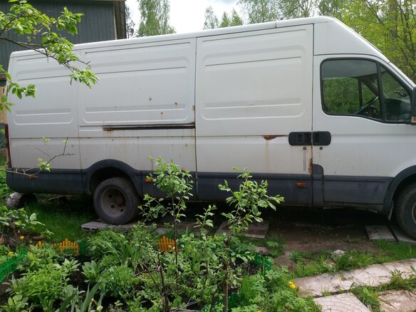 2012 Iveco Daily, белый, 1000000 рублей - вид 2