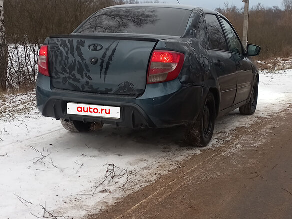 2015 Lada (ВАЗ) Granta I, серый, 350000 рублей - вид 4