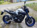 2016 Yamaha MT-09 (FZ-09), синий, 760000 рублей