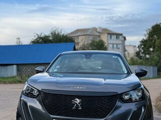 2021 Peugeot 2008 8AT II, серый, 1770000 рублей, вид 2