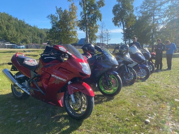 2001 Honda CBR 1100 XX, красный, 650000 рублей - вид 13
