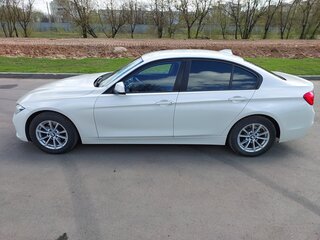 2018 BMW 3 серии 320i VI (F3x) Рестайлинг, белый, 2150000 рублей, вид 3
