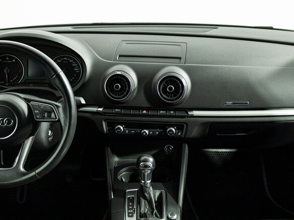 2019 Audi A3 III (8V) Рестайлинг, серебристый, 2099700 рублей - вид 13