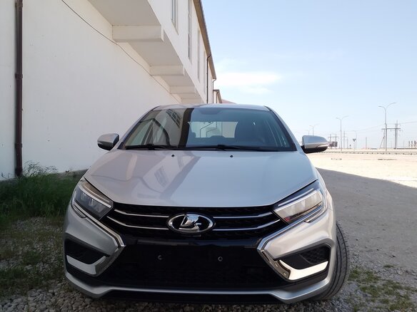 2024 Lada (ВАЗ) Vesta I Рестайлинг (NG), серебристый, 1335000 рублей - вид 3