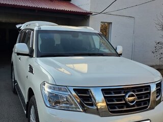 2014 Nissan Patrol VI (Y62) Рестайлинг, белый, 4000000 рублей, вид 2