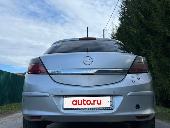 2007 Opel Astra GTC H Рестайлинг, серебристый, 400000 рублей - вид 6