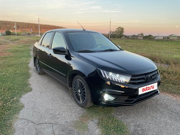 2020 Lada (ВАЗ) Granta I Рестайлинг, чёрный, 700000 рублей - вид 3