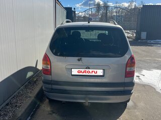 2002 Opel Zafira A, серебристый, 245000 рублей, вид 3