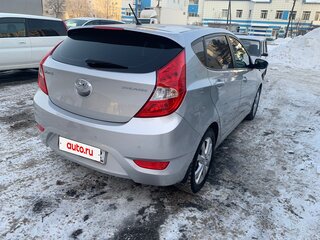 2012 Hyundai Solaris I, серебристый, 950000 рублей, вид 3
