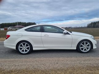 2011 Mercedes-Benz C-Класс 180 III (W204) Рестайлинг, белый, 1154706 рублей, вид 2