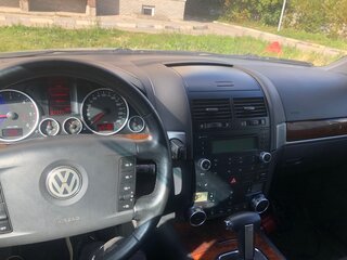 2007 Volkswagen Touareg I Рестайлинг, серый, 850000 рублей, вид 5