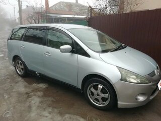 2004 Mitsubishi Grandis I, серебристый, 430000 рублей, вид 1