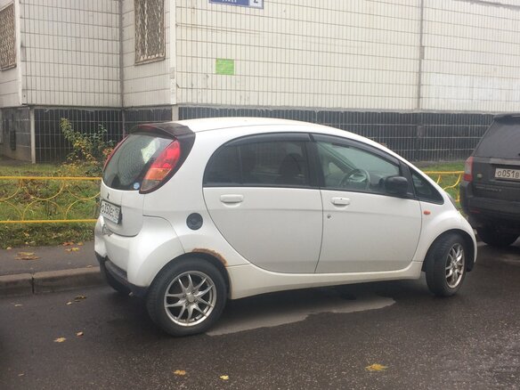 2006 Mitsubishi i, белый - вид 4