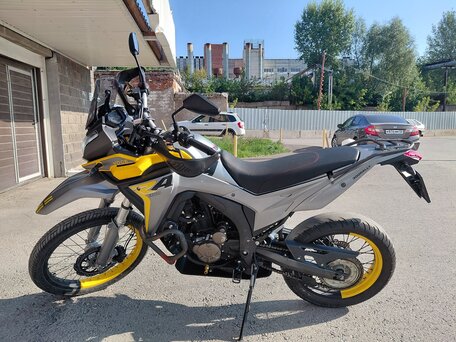 2023 Voge 300 Rally, жёлтый, 240000 рублей, вид 2