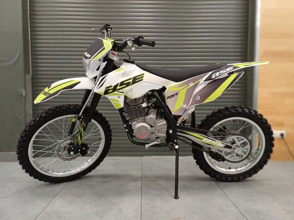 2025 BSE Z3, зелёный, 164990 рублей - вид 1