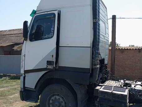 1994 Volvo FH, белый, 850000 рублей, вид 4